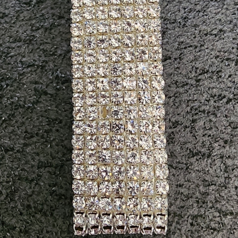 Silvertone Rhinestone Stretch Bracelet - Picture 4 of 4